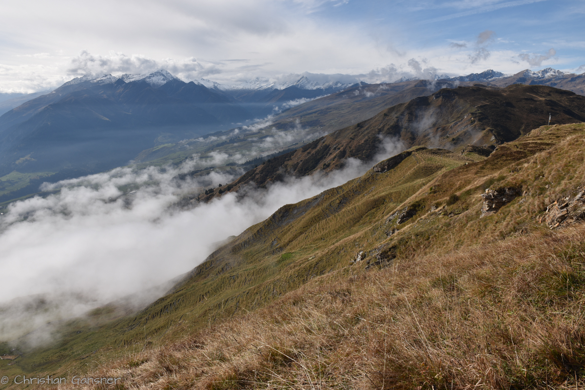 Nebelspiel im Tal des Lichtes          