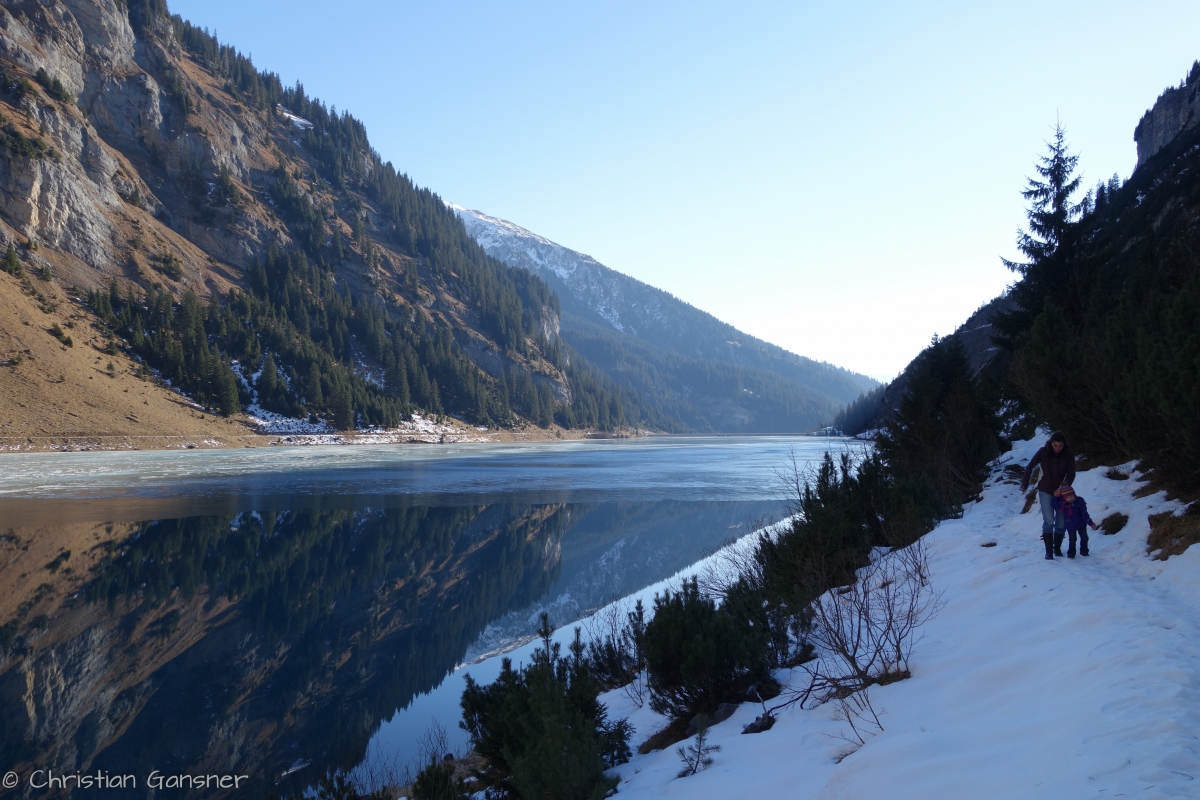 noch ein letztes Schneefeld